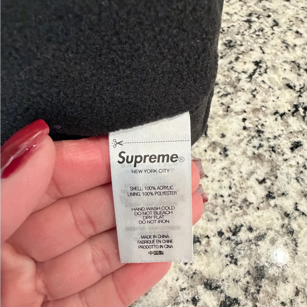 Supreme Black Knit Beanie - Picture 3 of 4